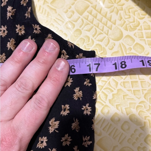 Vintage Byer California Black and Red Floral Tank Top - Picture 6 of 7